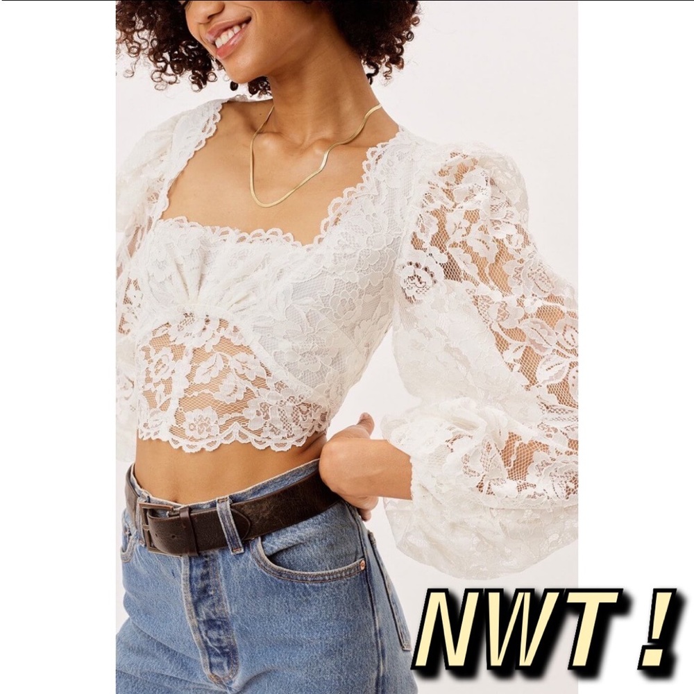 PRICE DROP; SEND OFFERS! NWT For Love and Lemons Jillian cropped top